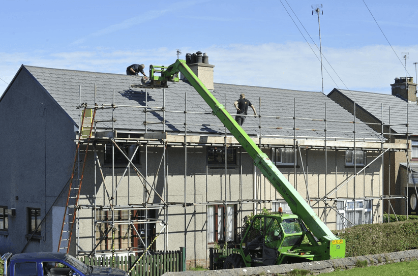 How to tell if your roof needs repair or full replacement without guessing