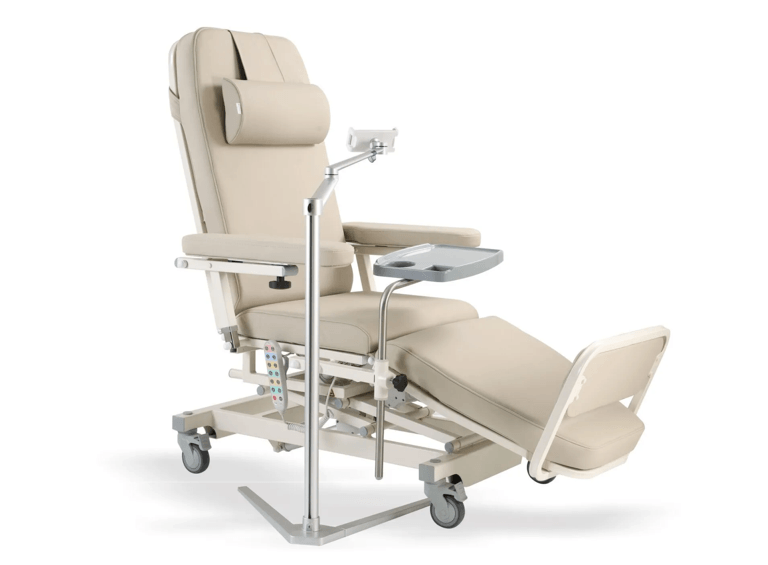 How the Right Medical Chair Improves Efficiency in Oncology Clinics