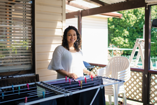 The Coastal Home That Slashed Its Summer Power Bill