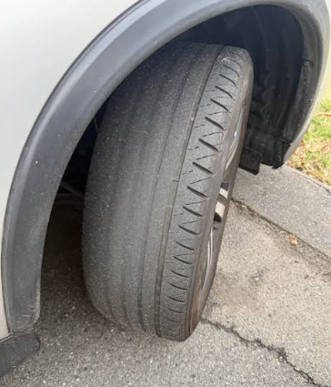The Money Myth That Keeps Rideshare Drivers On Bald Tires