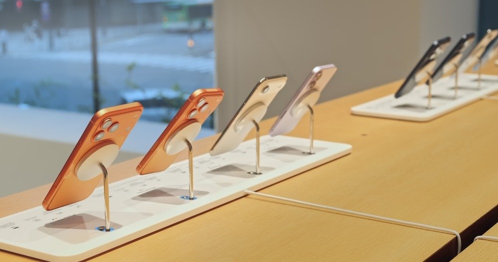 What criteria should you consider when changing your phone?